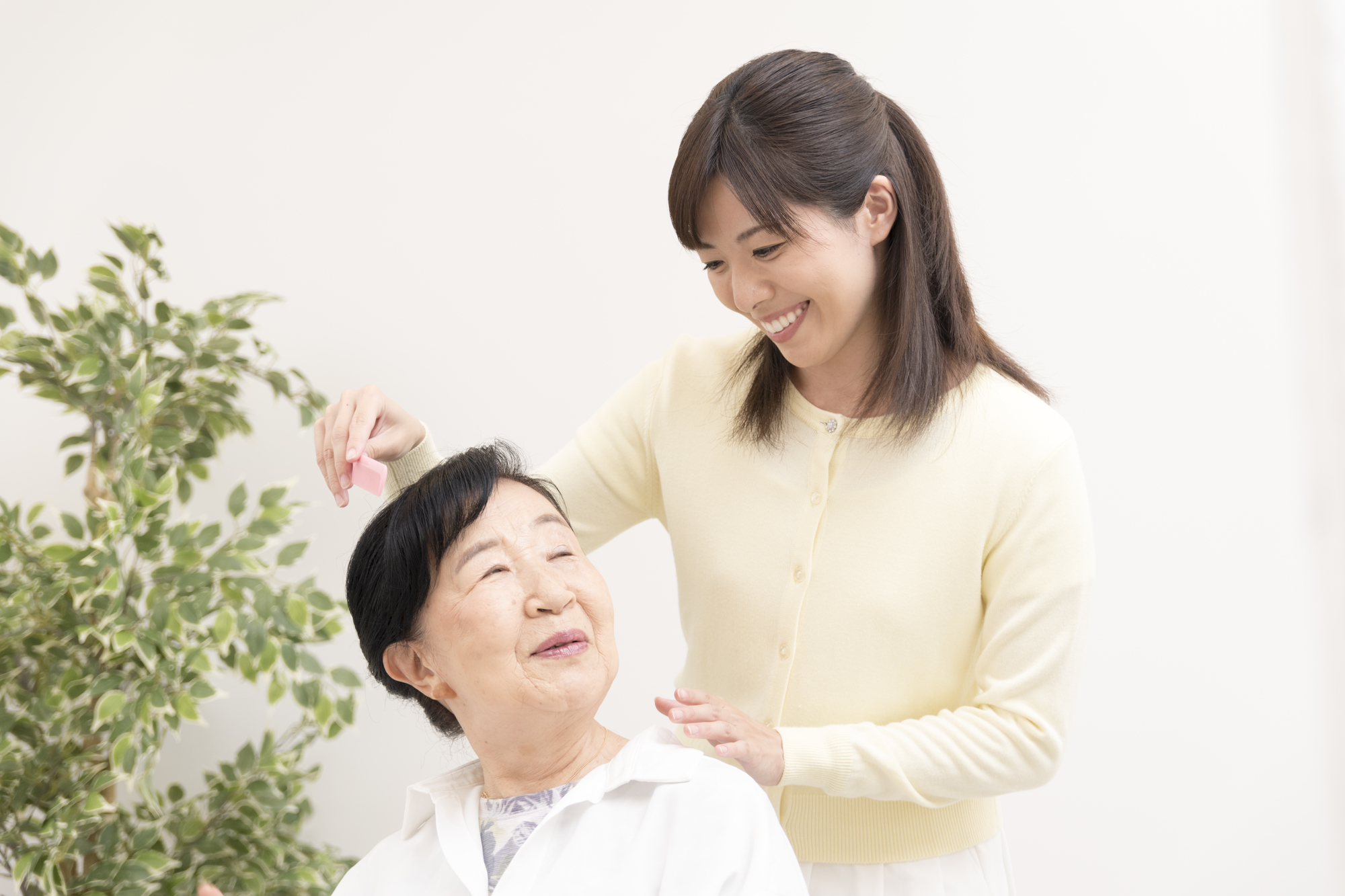 訪問美容とはどんなサービス?お客様を喜ばせたいプロの美容師が感動を提供 訪問美容カットサービス GO!CHOKI(ゴーチョキ) 訪問美容とはどんなサービス?お客様を喜ばせたいプロの美容師が感動を提供 訪問美容カットサービス GO!CHOKI(ゴーチョキ)