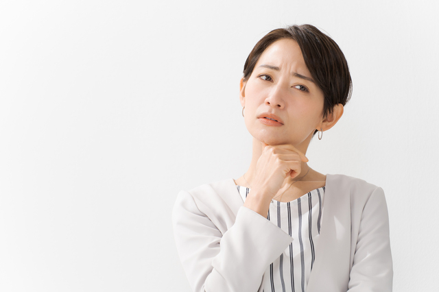 一人暮らしの親を心配する方へ！安心できる対策法6つ、サポートを考えるべき年齢の目安を紹介