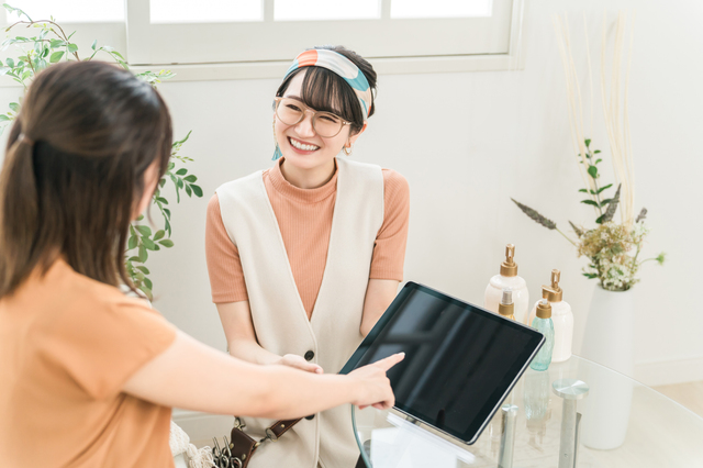 美容室の人手不足の原因と解消方法6つ、スタッフを増やすためにすべき対策
