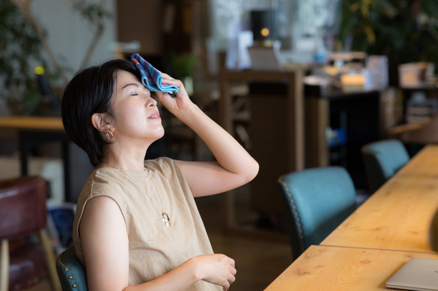 美容院でホットフラッシュが出たときの予防法8つと対処法4つ【更年期障害】